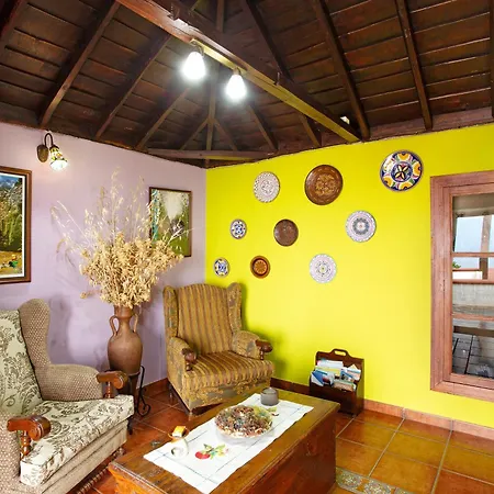 Semesterbostad La Chirlaca Tijarafe